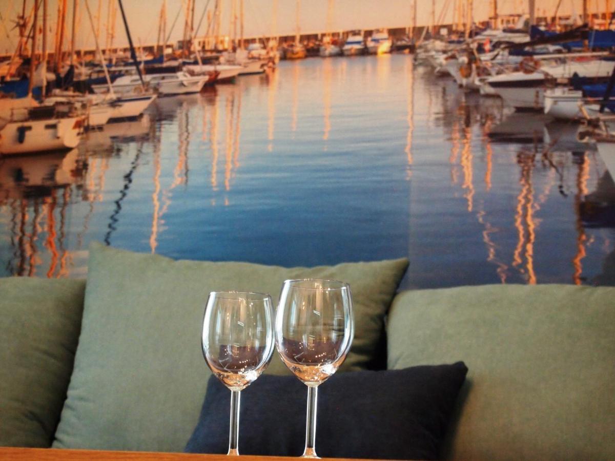 Apartament Yacht Park Marina Гдыня Экстерьер фото